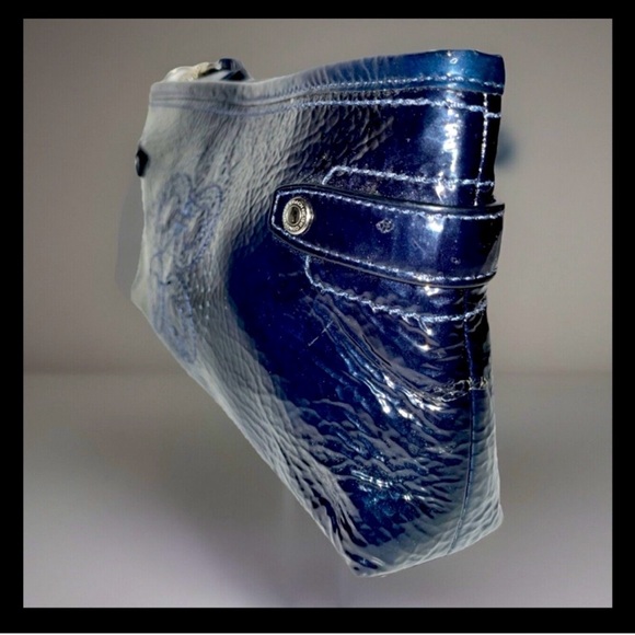 Coach Audrey Patent Leather Large Wristlet-NWT - Picture 4 of 8